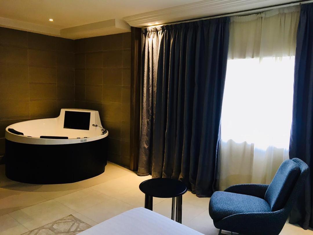 Summerset Continental Hotel Maitama By T E L E Hospitality อาบูจา ภายนอก รูปภาพ
