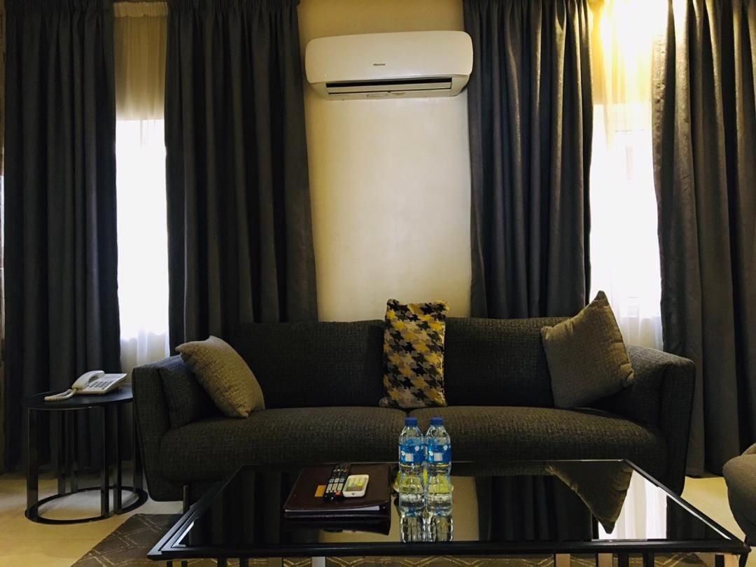 Summerset Continental Hotel Maitama By T E L E Hospitality อาบูจา ภายนอก รูปภาพ