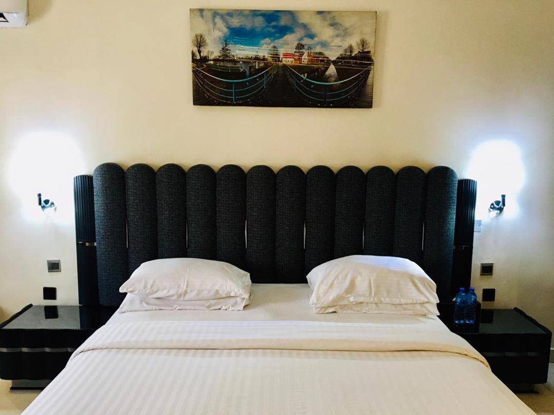 Summerset Continental Hotel Maitama By T E L E Hospitality อาบูจา ภายนอก รูปภาพ