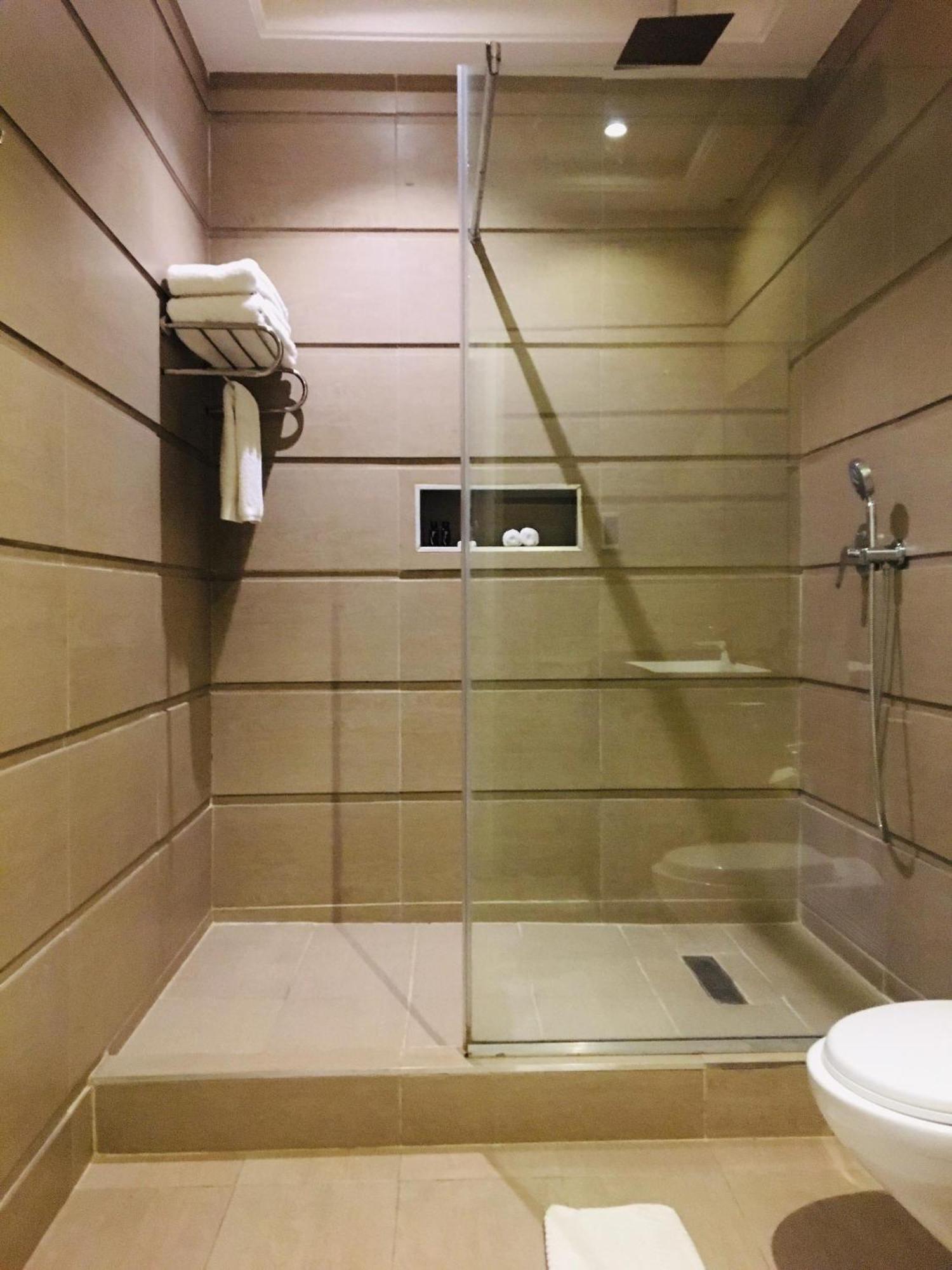 Summerset Continental Hotel Maitama By T E L E Hospitality อาบูจา ภายนอก รูปภาพ