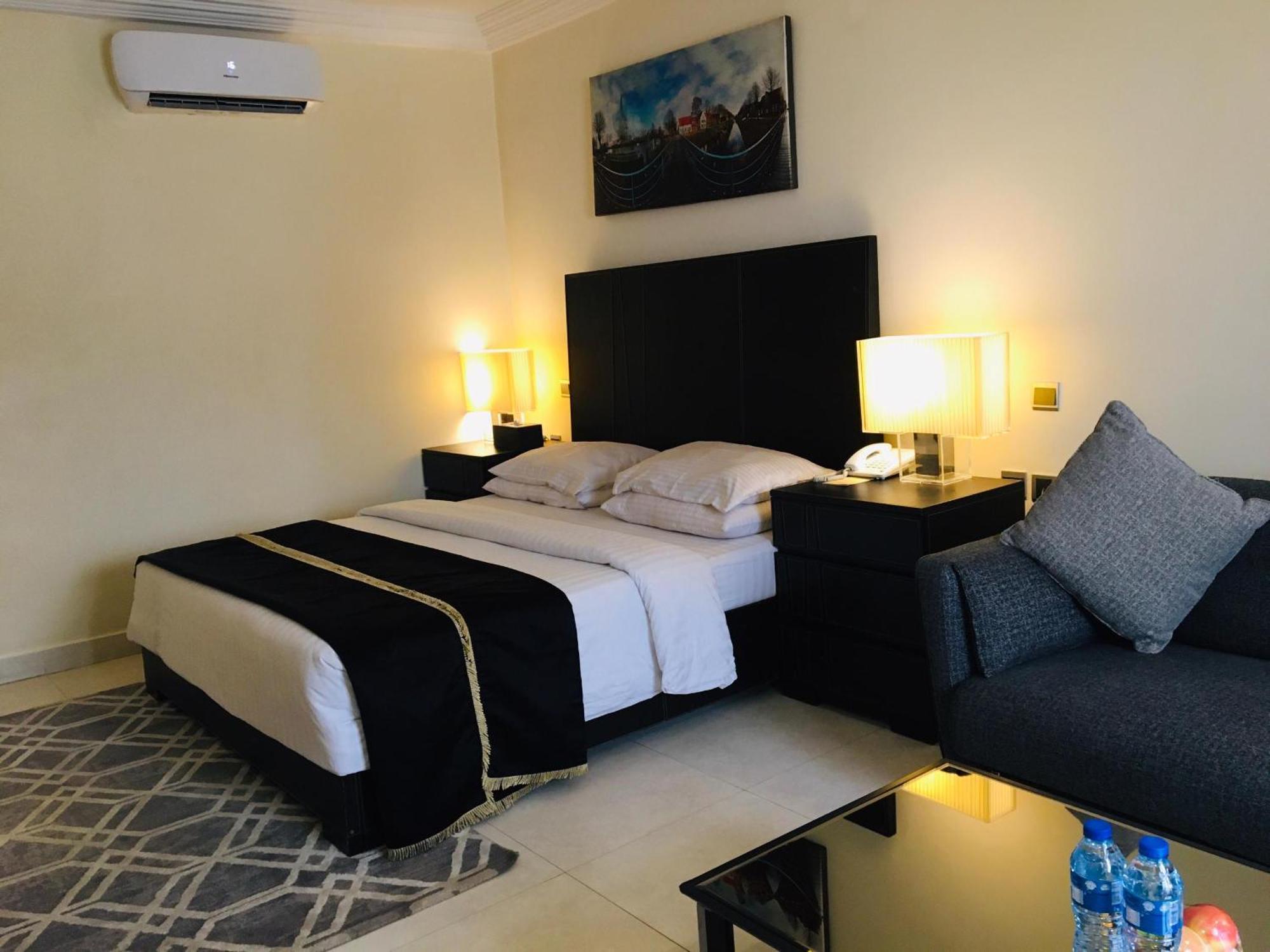 Summerset Continental Hotel Maitama By T E L E Hospitality อาบูจา ภายนอก รูปภาพ