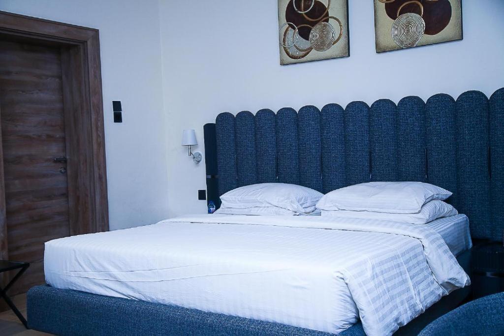 Summerset Continental Hotel Maitama By T E L E Hospitality อาบูจา ภายนอก รูปภาพ
