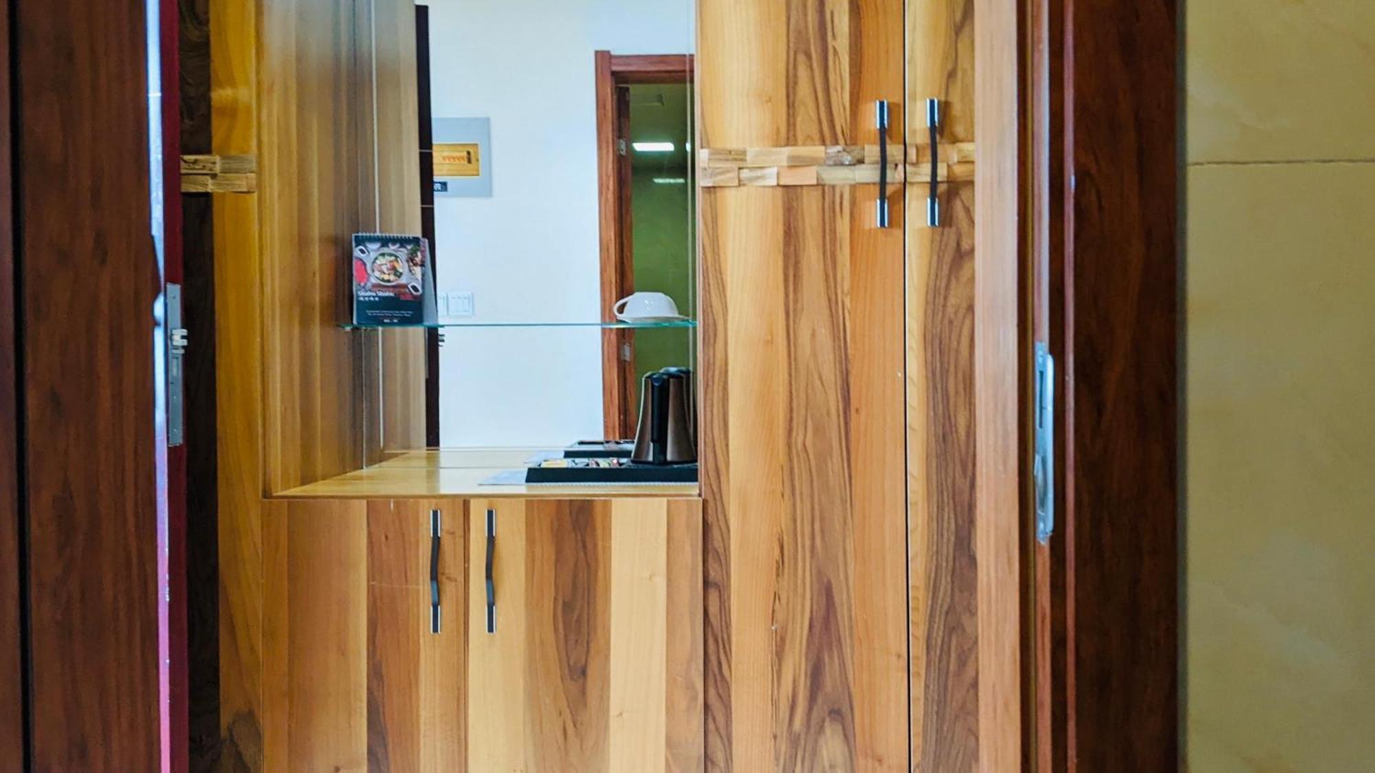 Summerset Continental Hotel Maitama By T E L E Hospitality อาบูจา ภายนอก รูปภาพ