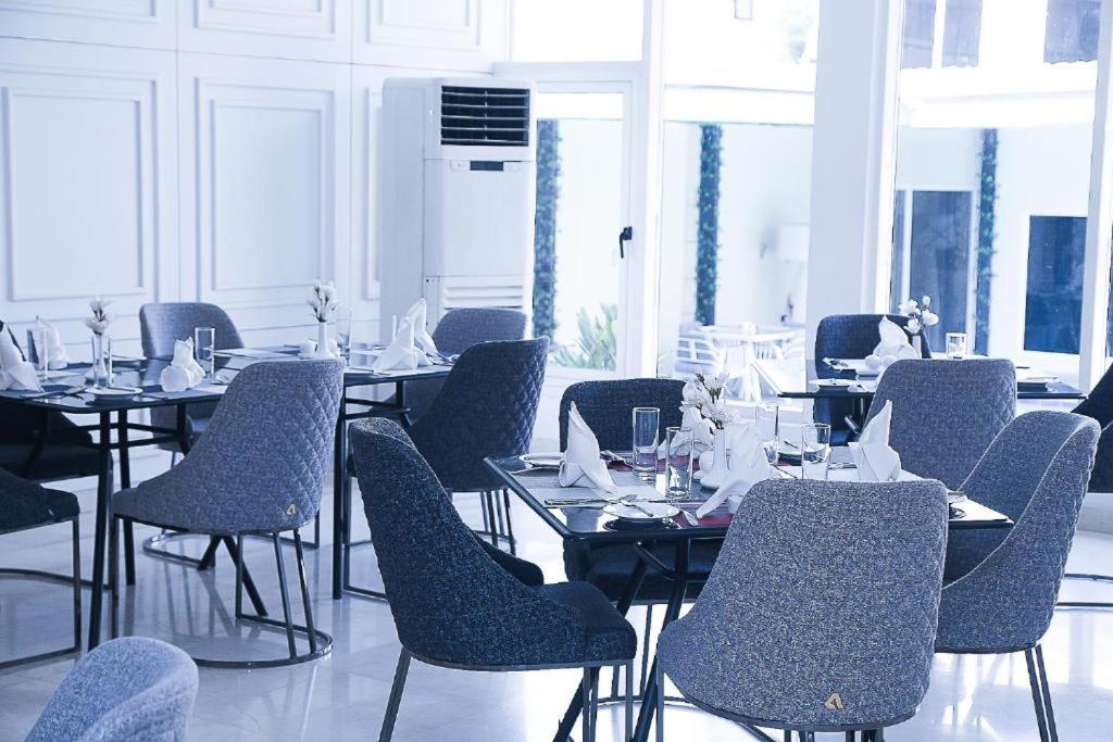 Summerset Continental Hotel Maitama By T E L E Hospitality อาบูจา ภายนอก รูปภาพ